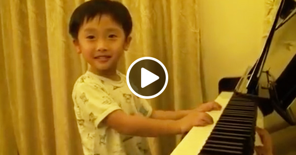Этого малыша из Гонконга зовут Энди Ли, но родители и друзья ласково называют его Цун-цун - это прозвище и прижилось как его творческий псевдоним.
Цун-цун просто фантастически играет на пианино. Вот его невероятное исполнение нескольких классических композиций. И это уровень игры четырехлетнего ребенка!
Это реинкарнация Моцарта, не иначе :)